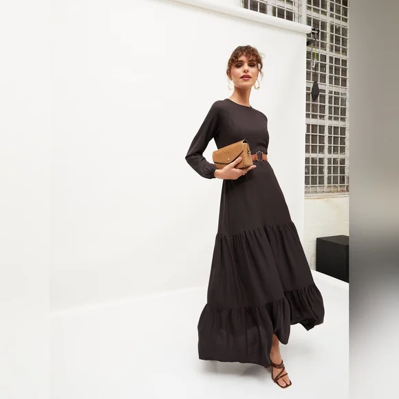 Alexandria: Belted Tiered Maxi Dress - Picture 4 of 6